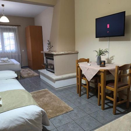 Guesthouse Platon Orma Bagian luar foto