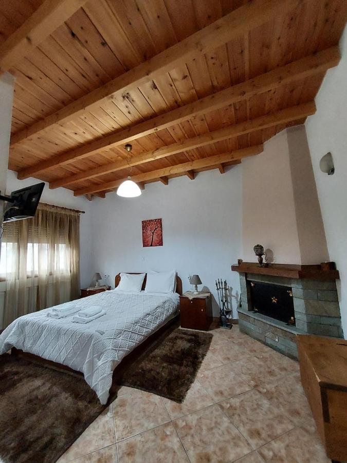 Guesthouse Platon Orma Bagian luar foto